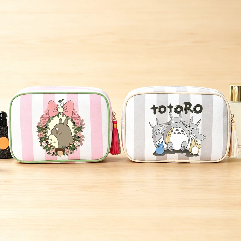 Totoro Women Makeup Bag Portable Anime Cartoon Toiletry Bags Female Cosmetic Pouch Cute Travel Storage Bags Zipper Wash Bag Gift
Totoro Women Makeup Bag Portable Anime Cartoon Toiletry Bags Female Cosmetic Pouch Cute Travel Storage Bags Zipper Wash Bag Gift
