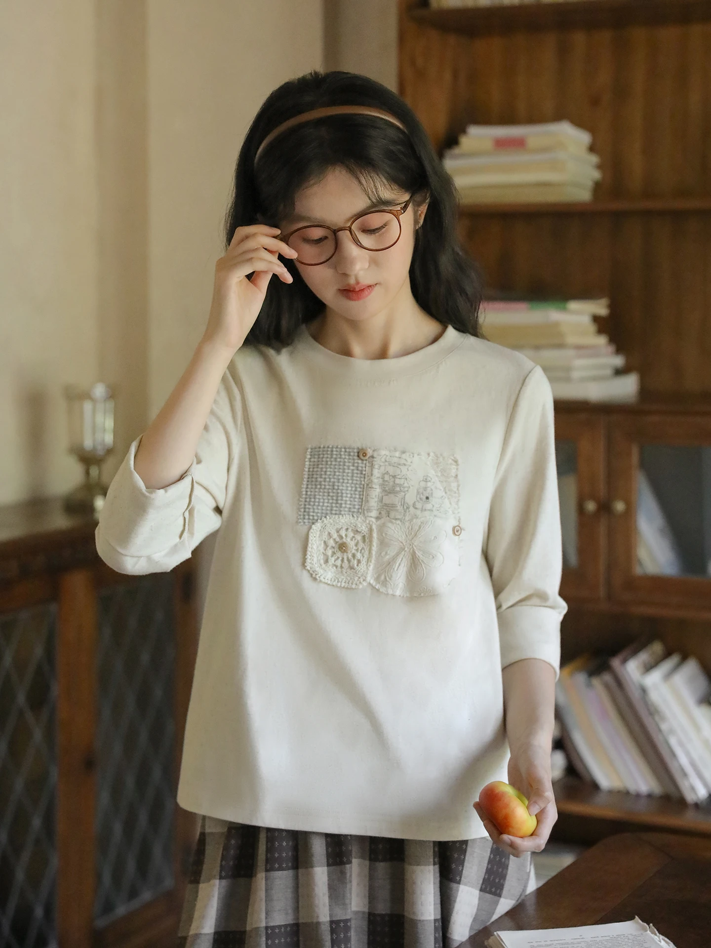 Nesoulum Long Sve Patchwork T-irt Women's Loose round Ne Spring Artistic Vintage Sle Cotton Top Color Blo Design
Nesoulum Long Sve Patchwork T-irt Women's Loose round Ne Spring Artistic Vintage Sle Cotton Top Color Blo Design