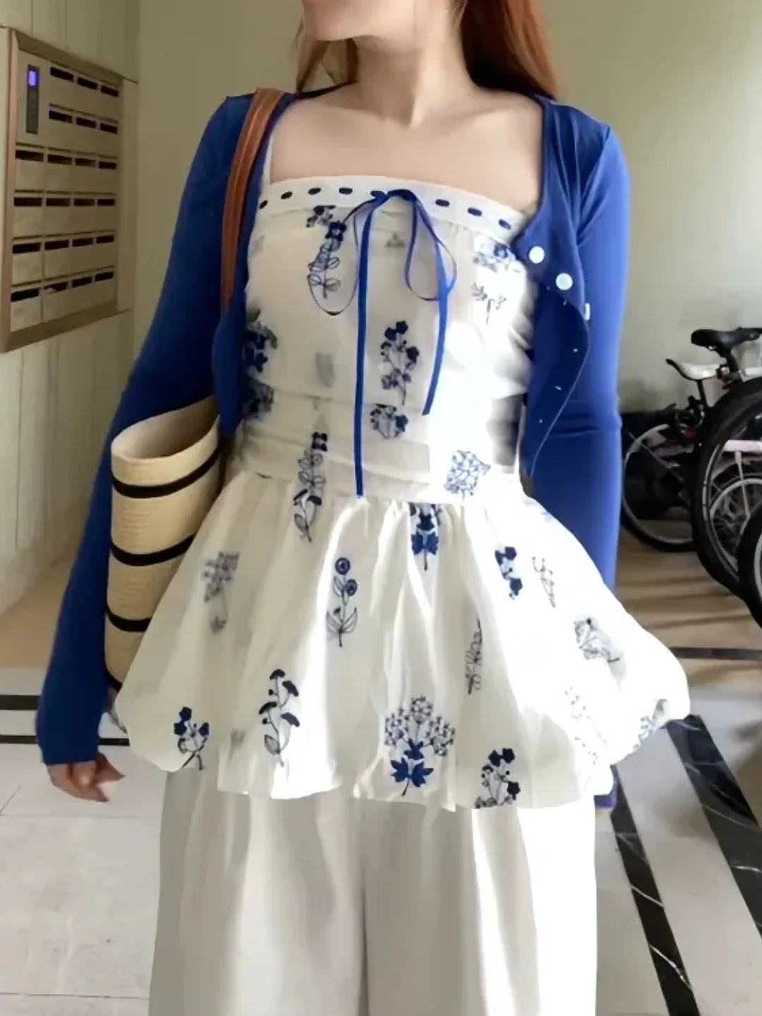 plus Size Slimming Print Open Cardigan And Crop Top Set Summer New Style Atmosphere Feeling Casual Wear for plus Size Women
plus Size Slimming Print Open Cardigan And Crop Top Set Summer New Style Atmosphere Feeling Casual Wear for plus Size Women
