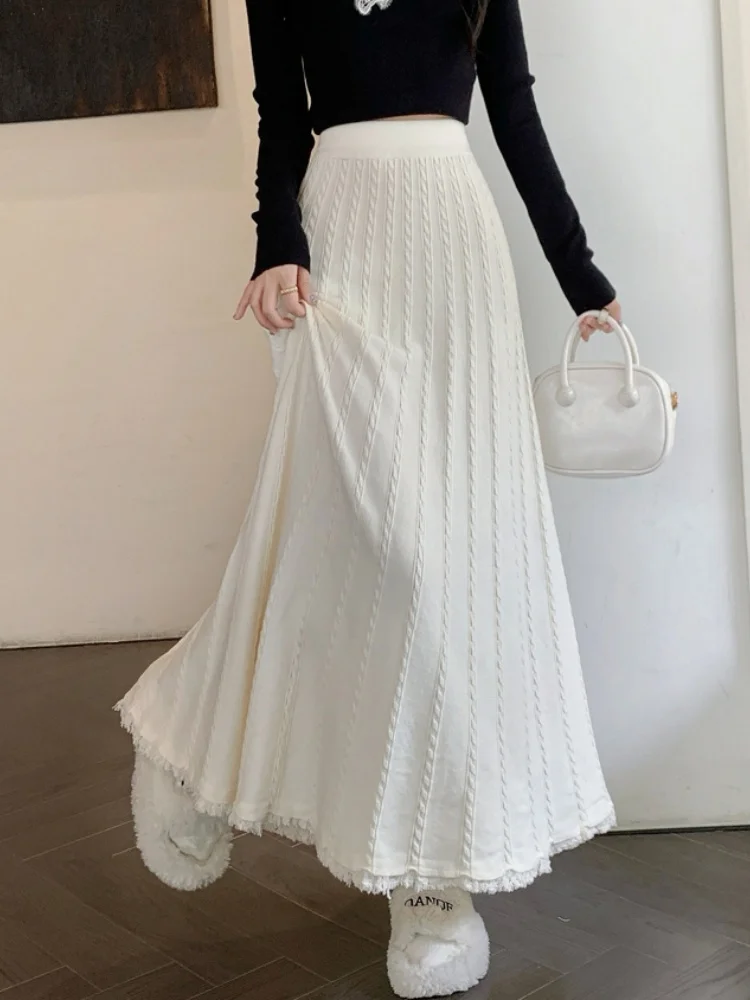 New Autumn/Winter Soft Knitted Skirt For Women High Waist Slim Tassel A-line Umbrella Skirt Large Swing Long Skirt Pleated Skirt
New Autumn/Winter Soft Knitted Skirt For Women High Waist Slim Tassel A-line Umbrella Skirt Large Swing Long Skirt Pleated Skirt