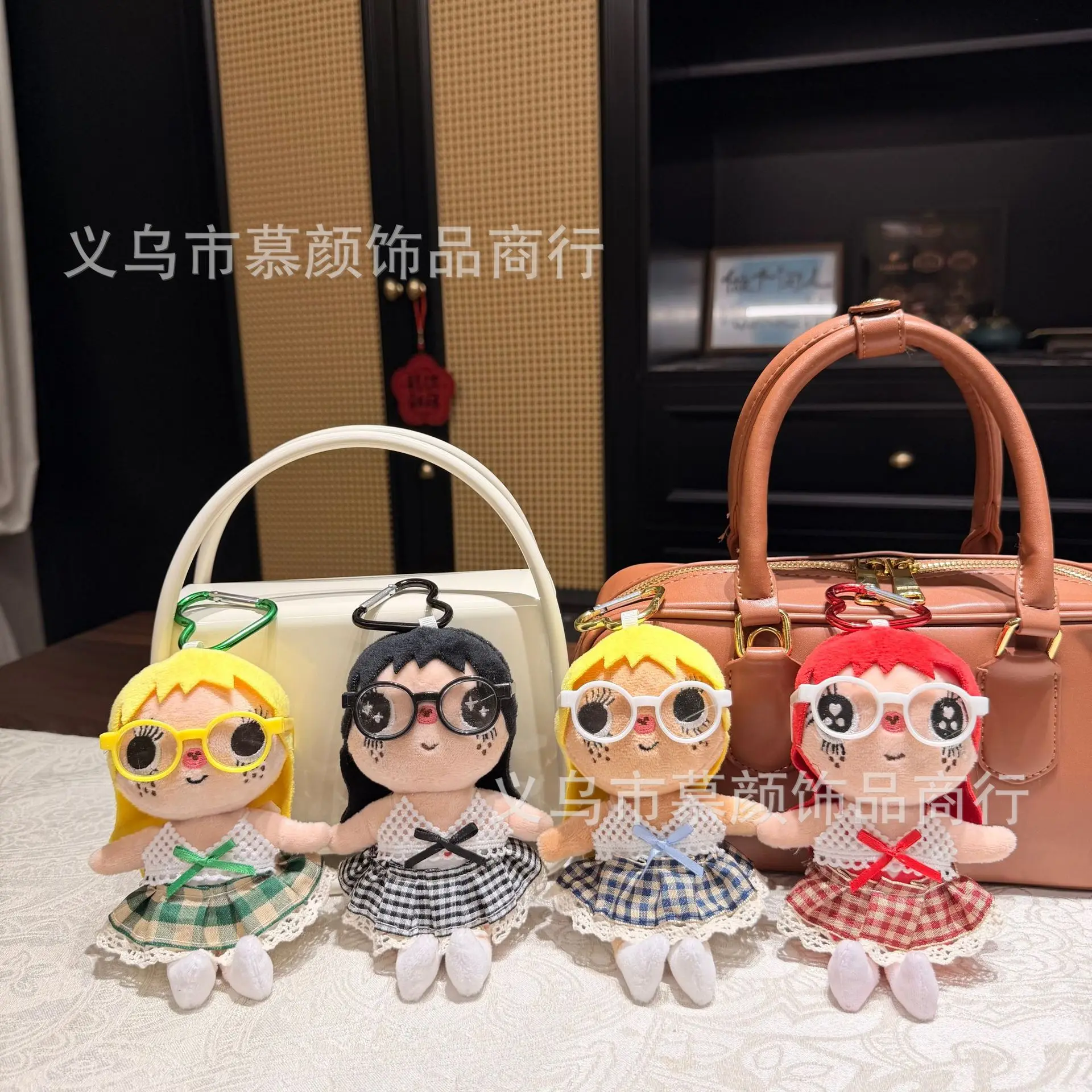 Cute little girl-style skirt for a hot chick. Soft plush pendant for girls. With glasses. Teenage doll keychain hanging ornament
Cute little girl-style skirt for a hot chick. Soft plush pendant for girls. With glasses. Teenage doll keychain hanging ornament