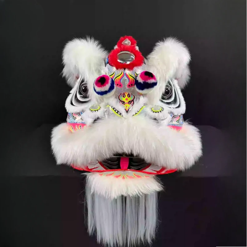 Fashion No.3 Lion Dance Silvery White Single Head Lion Dance Traditional Chinese Folk Art Stage Performance
Fashion No.3 Lion Dance Silvery White Single Head Lion Dance Traditional Chinese Folk Art Stage Performance