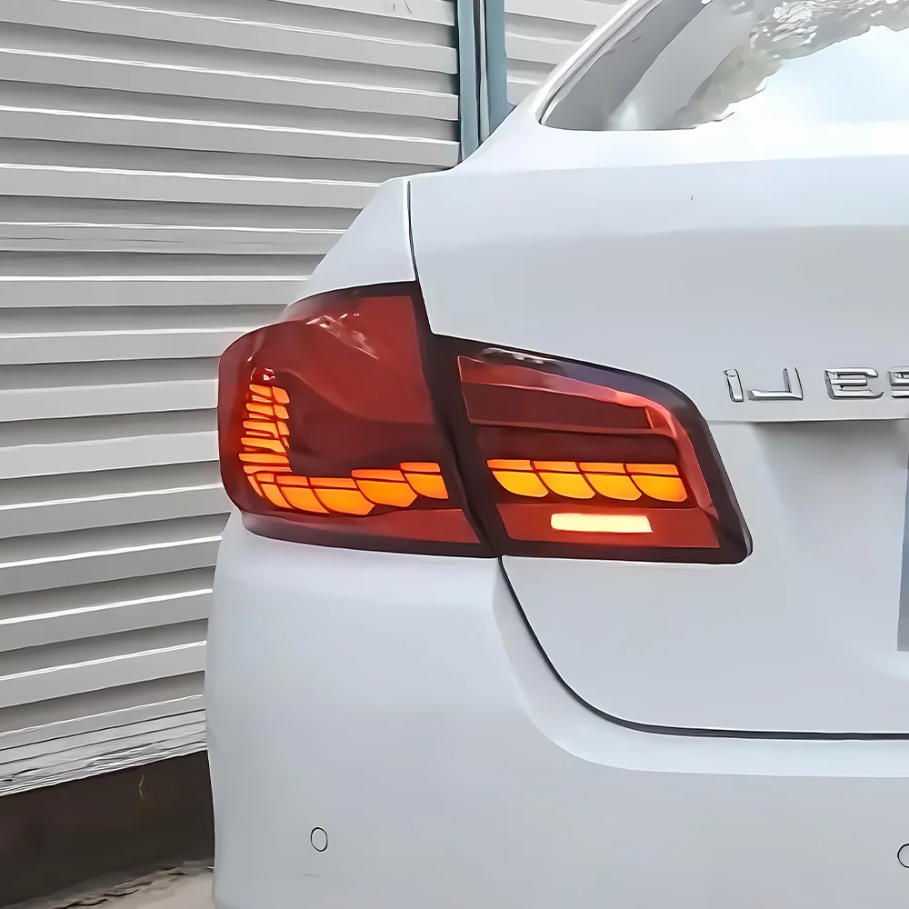 Для BMW F10 F18 525i 530i 535li 5 серии 2010-2017 светодиодные автомобильные задние фонари в сборе, обновленная чешуя дракона, инструменты для задних фонарей, аксессуары
Для BMW F10 F18 525i 530i 535li 5 серии 2010-2017 светодиодные автомобильные задние фонари в сборе, обновленная чешуя дракона, инструменты для задних фонарей, аксессуары
