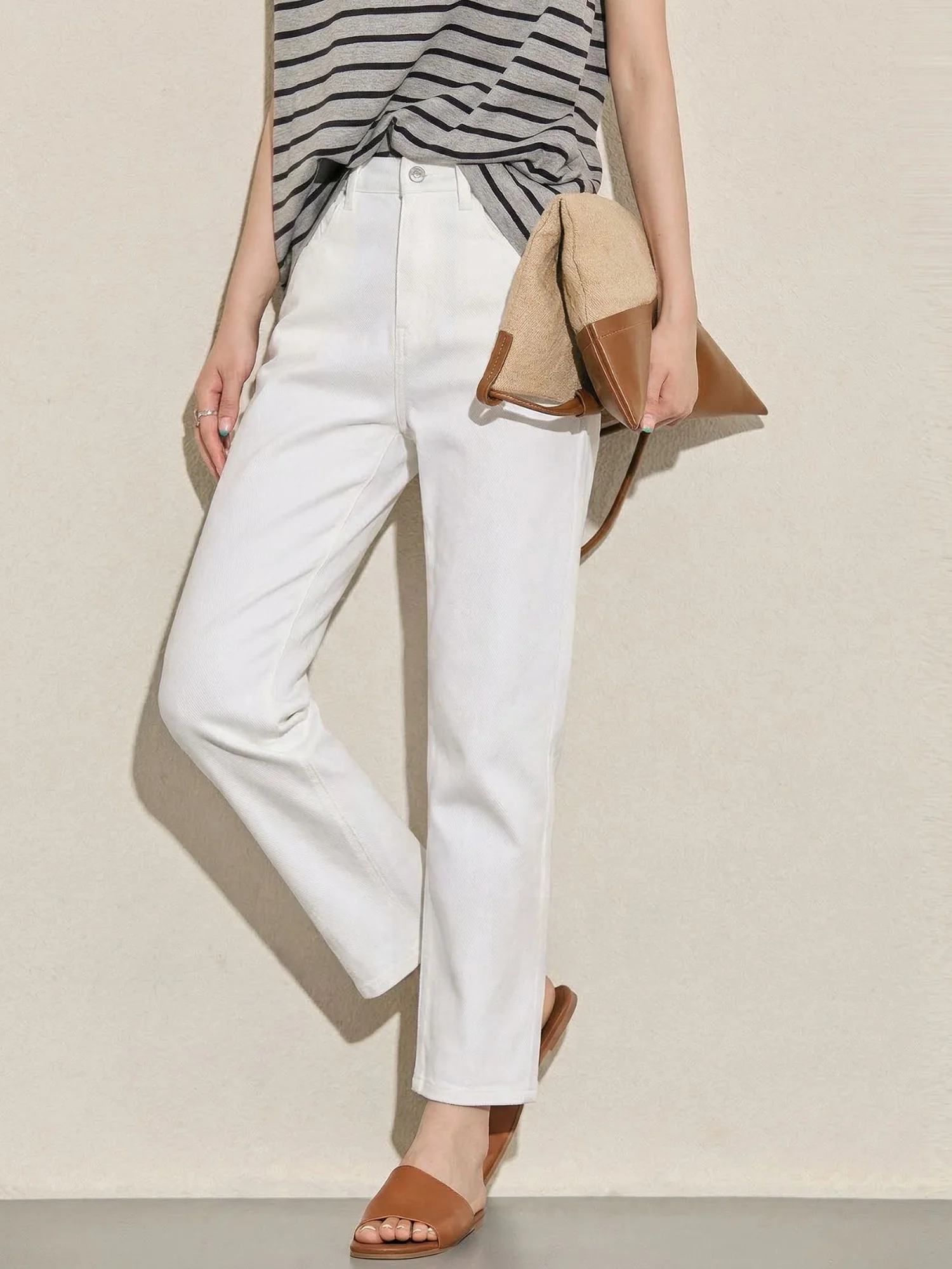 Chivirin Casual White Jeans Women's Summer Slim Fit Cotton Denim High Waist Straight Leg Pants Fashionable Commute Wear
Chivirin Casual White Jeans Women's Summer Slim Fit Cotton Denim High Waist Straight Leg Pants Fashionable Commute Wear