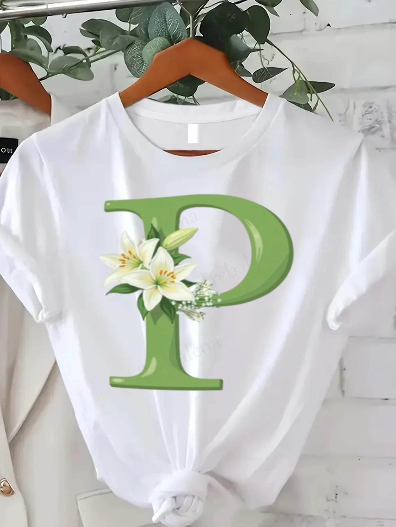 Comfortable Women's Print T-shirt Floral Letter P Print T-Shirt for Women, Casual Summer Top, Green and White Design
Comfortable Women's Print T-shirt Floral Letter P Print T-Shirt for Women, Casual Summer Top, Green and White Design