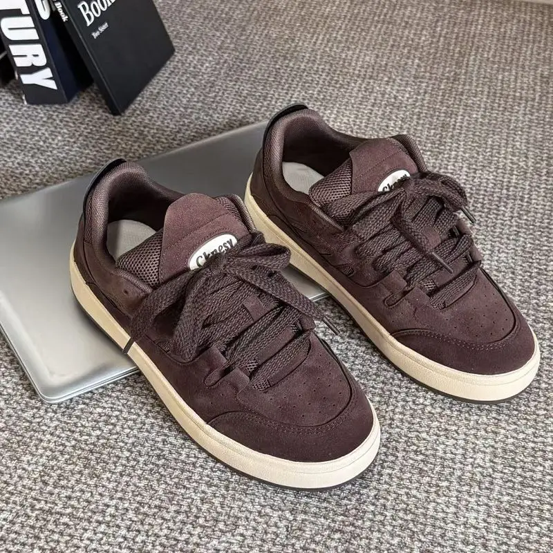 Мужская повседневная парусиновая обувь. Кроссовки на толстой подошве с круглым носком. Универсальный стиль. Легкая повседневная обувь. Необходимая повседневная обувь со скобами.
Мужская повседневная парусиновая обувь. Кроссовки на толстой подошве с круглым носком. Универсальный стиль. Легкая повседневная обувь. Необходимая повседневная обувь со скобами.