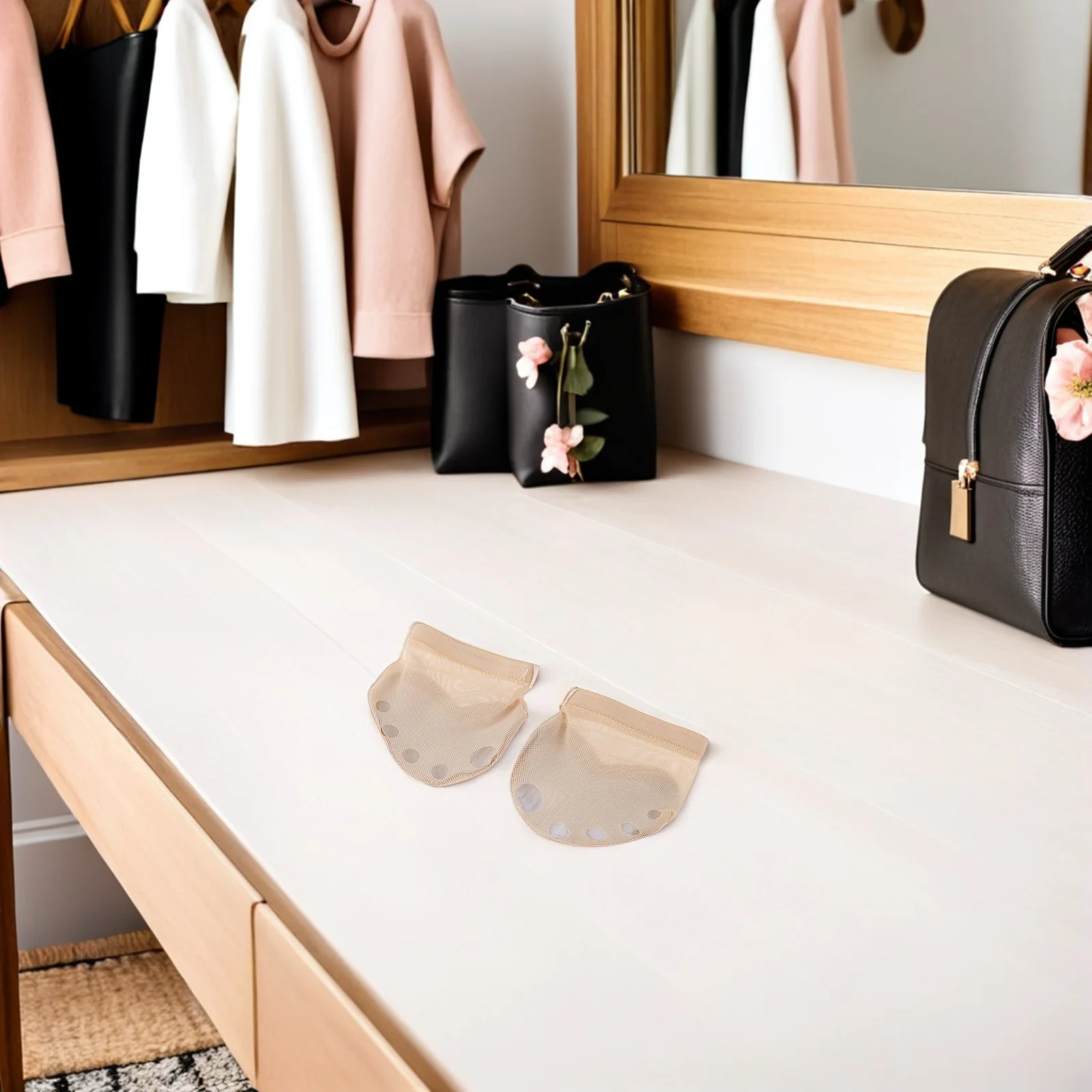 1Pair Ballet Forefoot Cushion Elastic Half Sole Dancing Shoes Size L Durable Breathable Professional Dance Equipment for Yoga
1Pair Ballet Forefoot Cushion Elastic Half Sole Dancing Shoes Size L Durable Breathable Professional Dance Equipment for Yoga