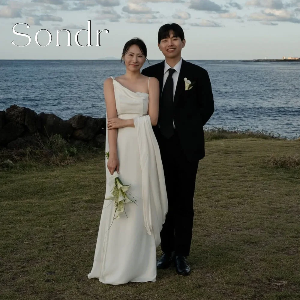Sondr Customized A Line Elegant Korean Wedding Dresses Outdoor Photo Shoot Gown Sleeveless Bridal Self-Wedding Dresses 2026
Sondr Customized A Line Elegant Korean Wedding Dresses Outdoor Photo Shoot Gown Sleeveless Bridal Self-Wedding Dresses 2026