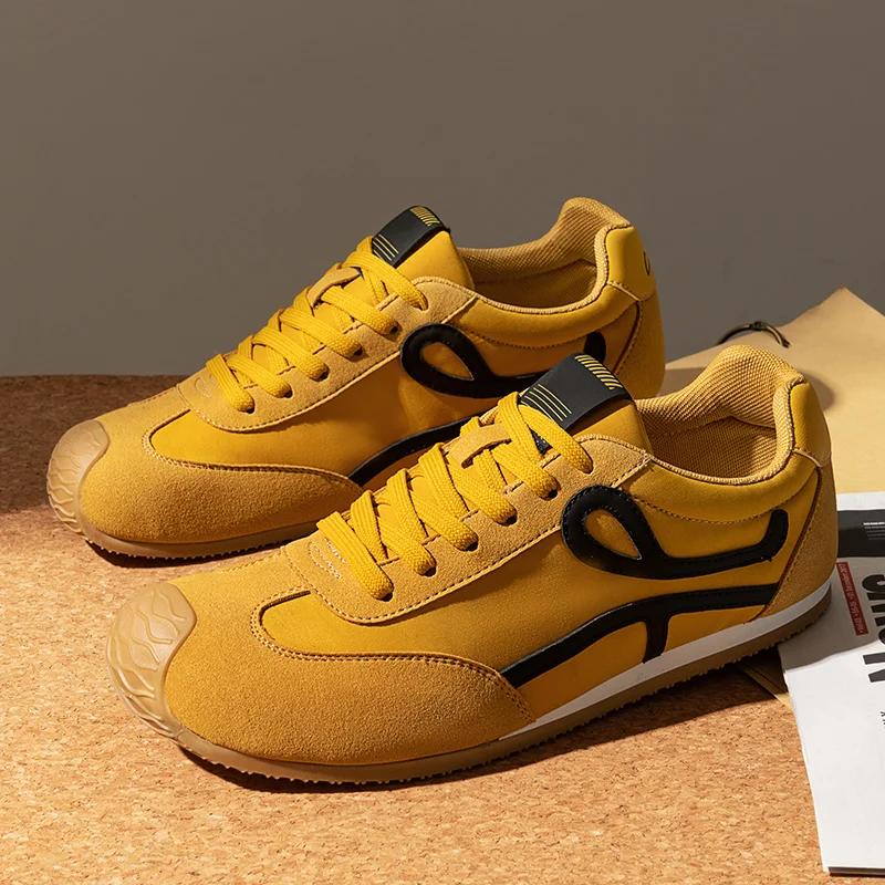 Retro Yellow Men's Running Shoes Summer Trend Comfy Jogging Sneakers Man Designer Germany Training Shoes Men Casual Flat Sneaker
Retro Yellow Men's Running Shoes Summer Trend Comfy Jogging Sneakers Man Designer Germany Training Shoes Men Casual Flat Sneaker