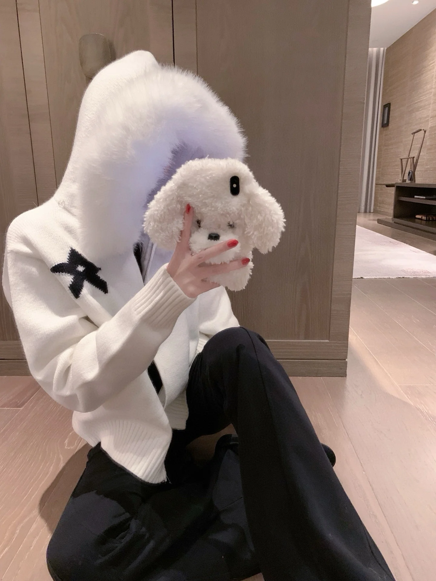 Seoul Limited Edition! 25FW Short Knit Sweater with Double Zipper And Large Fur Collar for Women Star Embroidery Fashionable ...
Seoul Limited Edition! 25FW Short Knit Sweater with Double Zipper And Large Fur Collar for Women Star Embroidery Fashionable ...