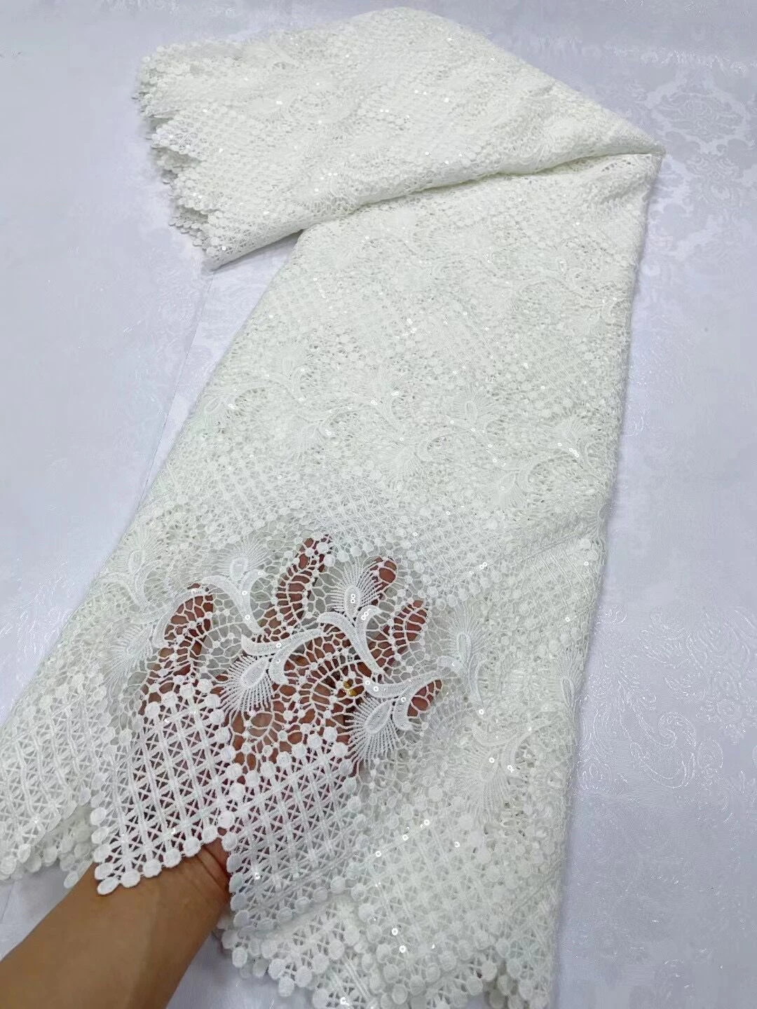 2025 African Nigerian High-Quality Tulle Lace Fabric Cotton Embroidery Guipure 5 Yards for Prom Dresses Sewing Damask JL161
2025 African Nigerian High-Quality Tulle Lace Fabric Cotton Embroidery Guipure 5 Yards for Prom Dresses Sewing Damask JL161