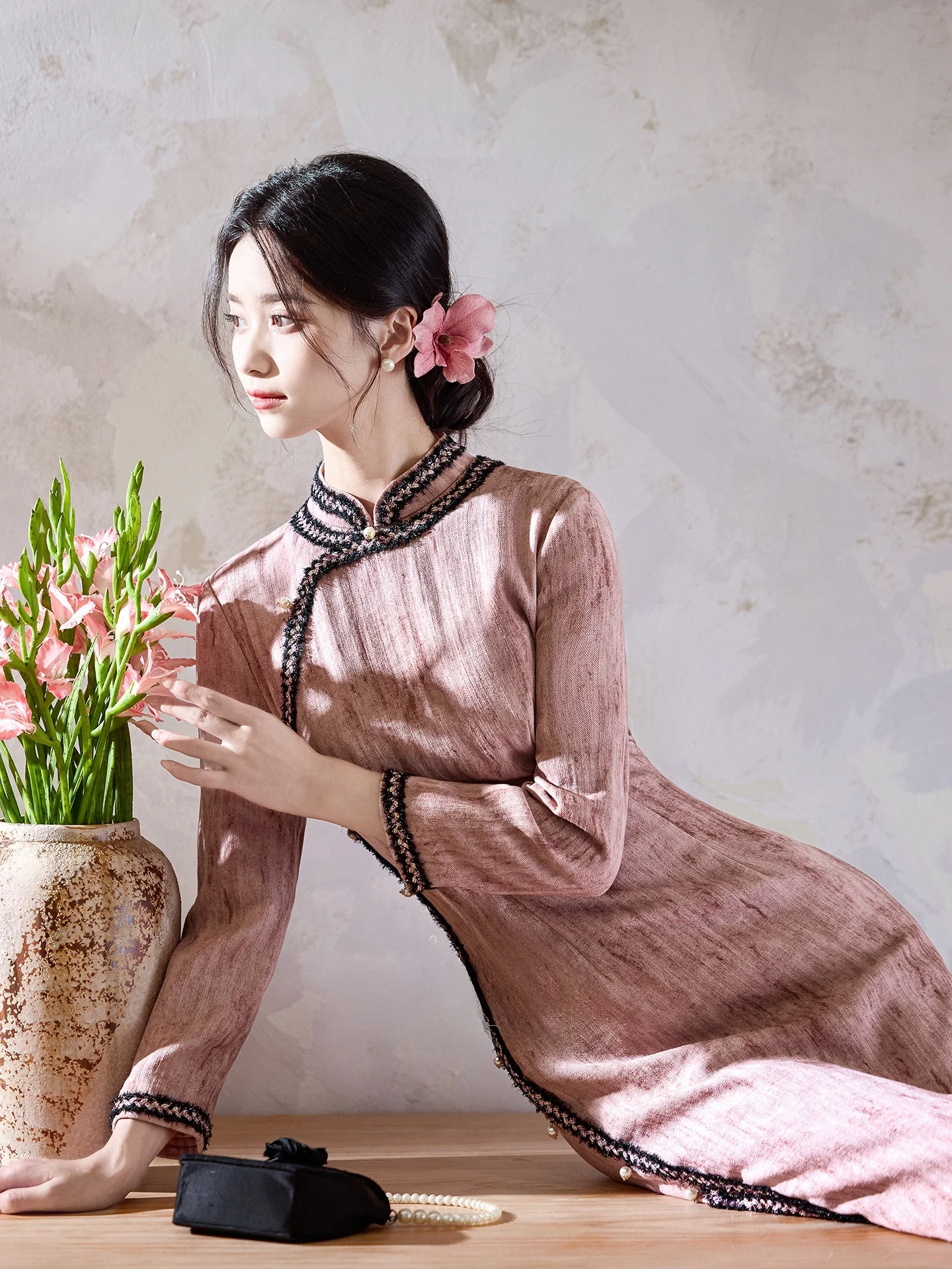 New Chinese Sle Long Sve Qipao Dr Young Sle Year End Par Gown Winter Wear Daily Comfy Vintage Feel Faionable
New Chinese Sle Long Sve Qipao Dr Young Sle Year End Par Gown Winter Wear Daily Comfy Vintage Feel Faionable