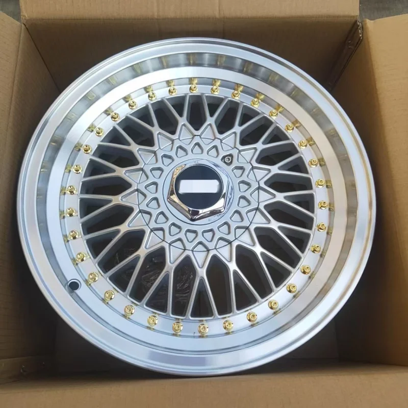 14inch 15inch 16inch Wide-rimmed wheel hubs are suitable for modification of wheel hubs on Santana, Jetta, Fit, Vios, and K2 off
14inch 15inch 16inch Wide-rimmed wheel hubs are suitable for modification of wheel hubs on Santana, Jetta, Fit, Vios, and K2 off