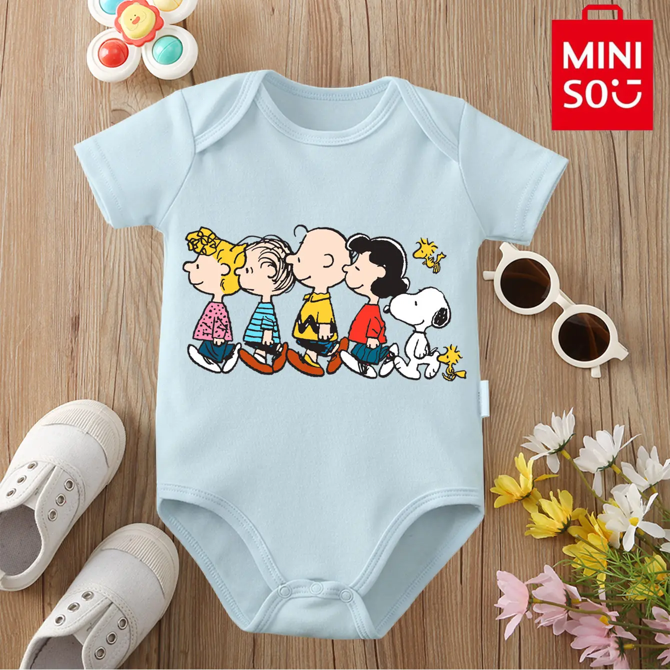 Snoopy MINISO Charlie Brown с принтом из чистого хлопка, удобное боди для малышей, комбинезон-комбинезон для новорожденных от 0 до 12 месяцев
Snoopy MINISO Charlie Brown с принтом из чистого хлопка, удобное боди для малышей, комбинезон-комбинезон для новорожденных от 0 до 12 месяцев