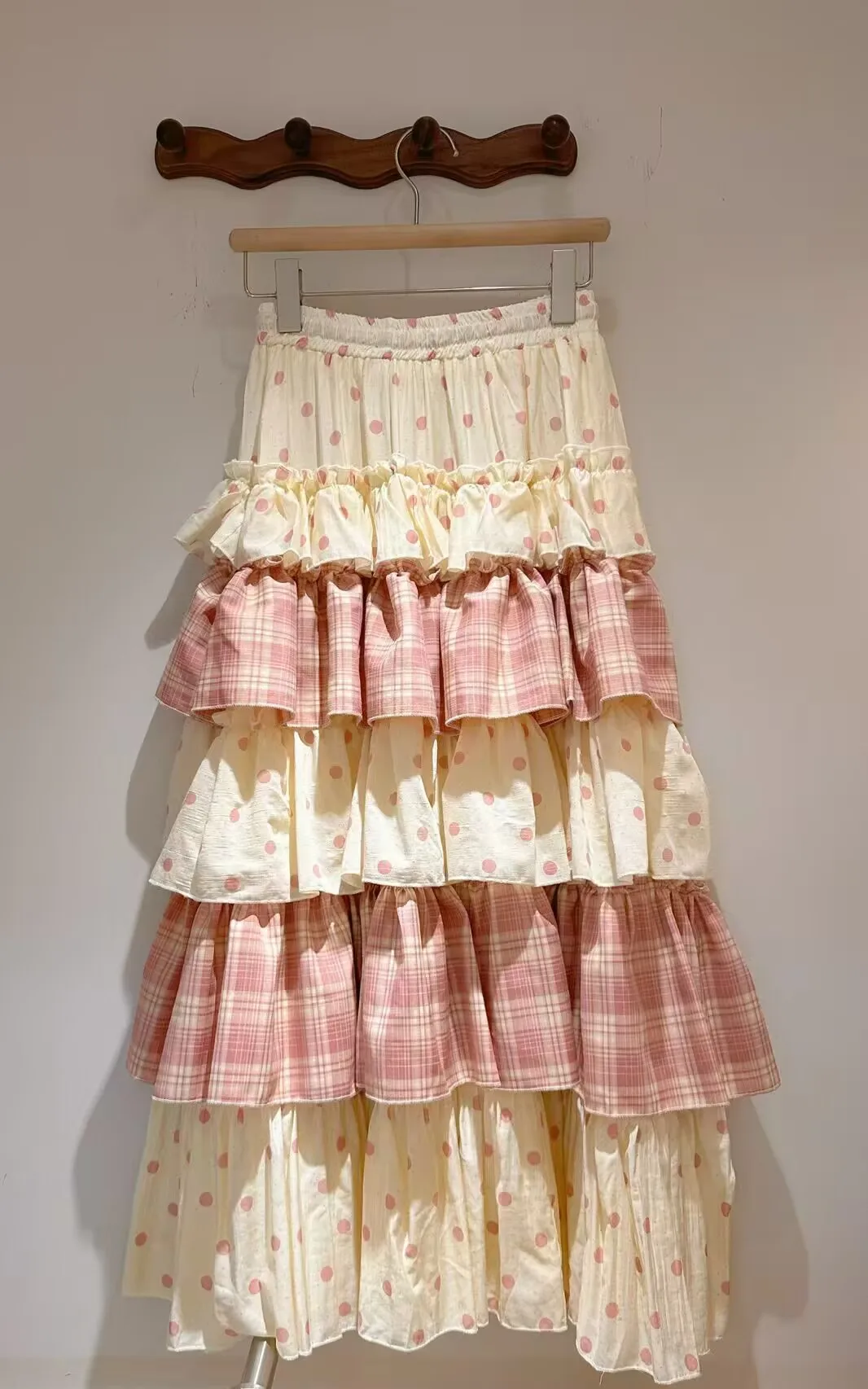 Pink Color Japanese Sweet Lolita Long Skirt Women Spice Girls Elegant Bow Cake Skirt Kawaii Harajuku Vintage A-line Skirt
Pink Color Japanese Sweet Lolita Long Skirt Women Spice Girls Elegant Bow Cake Skirt Kawaii Harajuku Vintage A-line Skirt
