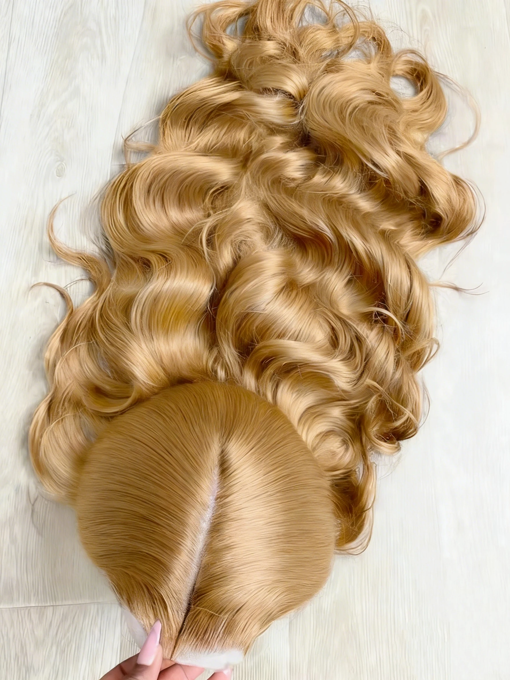 30 36-дюймовый парик из натуральных волос, 27-й оттенок медово-русого, с эффектом Body Wave, 13x6, прозрачный HD кружевной фронтальный парик для женщин, плотность 250%, бразильские парики
30 36-дюймовый парик из натуральных волос, 27-й оттенок медово-русого, с эффектом Body Wave, 13x6, прозрачный HD кружевной фронтальный парик для женщин, плотность 250%, бразильские парики