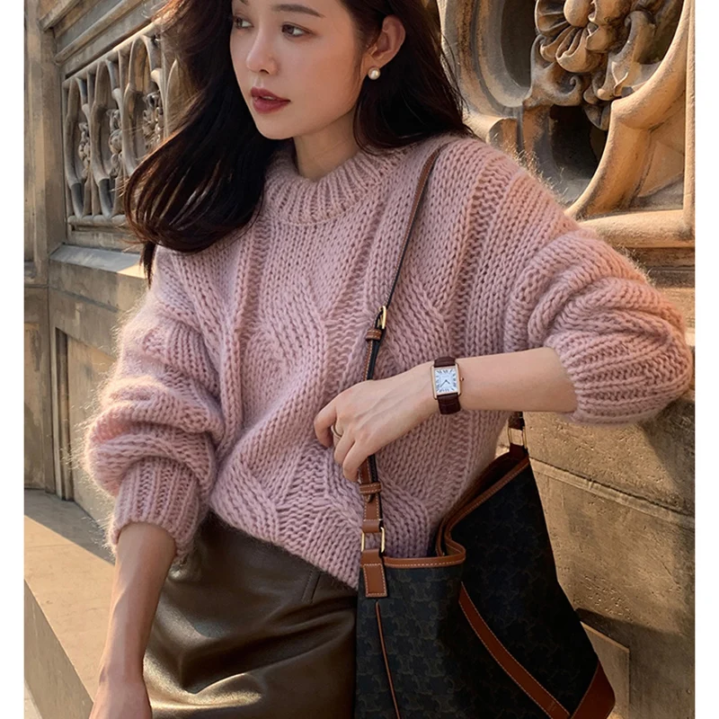 Fashion and Elegant Women Mohair Cable Knit Jumper Soft Sweaters Ladies 2022 Women Gentle Korean Fashion Crew Neck Knitwear
Fashion and Elegant Women Mohair Cable Knit Jumper Soft Sweaters Ladies 2022 Women Gentle Korean Fashion Crew Neck Knitwear