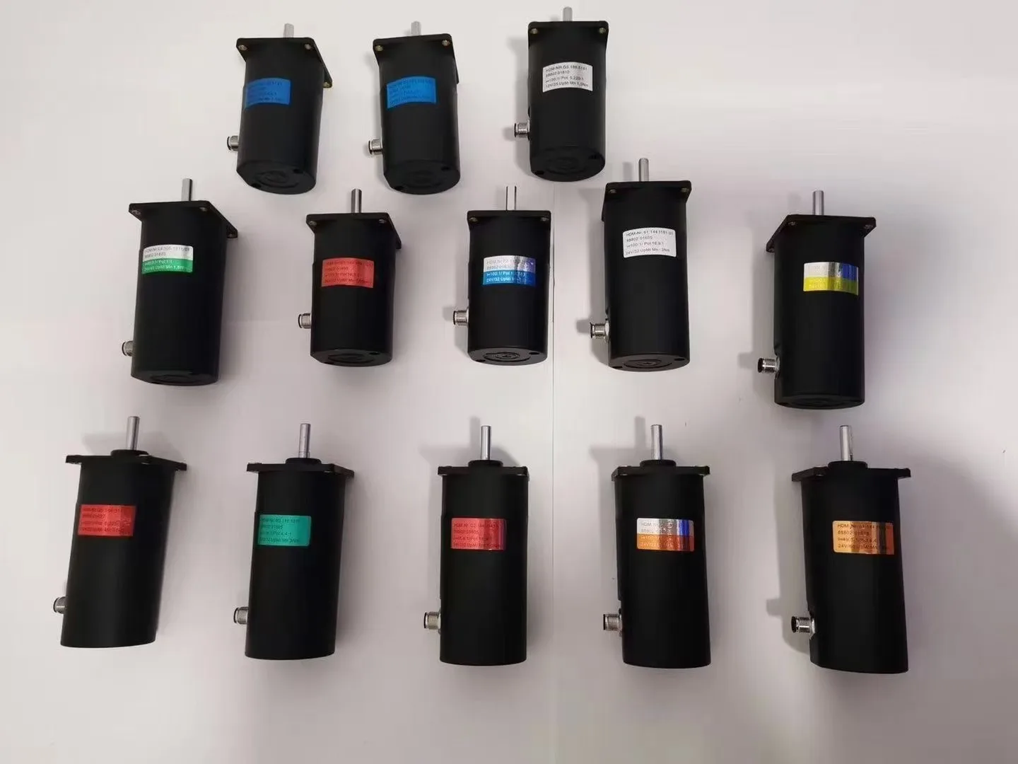 Full Servo Motor 61.144.1121 71.112.1311 F2.105.1211 L2.105.5151 L2.105.5161 M5.144.1121 MV.0.25.181 R2.112.1311 R2.144.1121
Full Servo Motor 61.144.1121 71.112.1311 F2.105.1211 L2.105.5151 L2.105.5161 M5.144.1121 MV.0.25.181 R2.112.1311 R2.144.1121