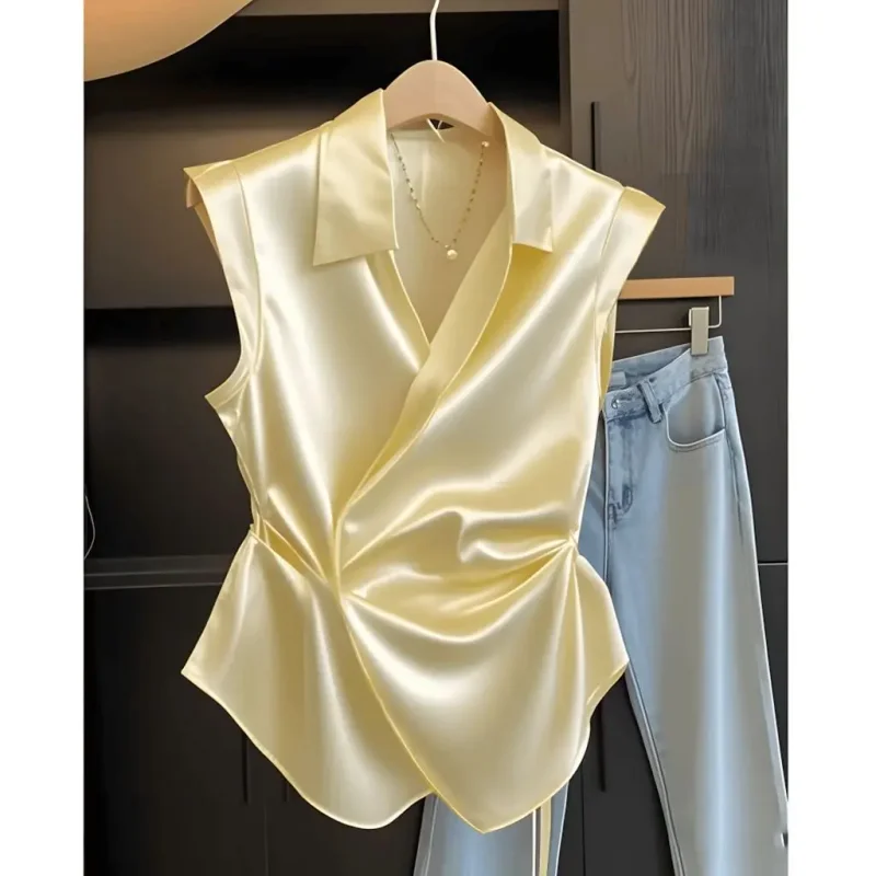Temperament Satin Corset Sleeveless Blouse 2025 Summer New Fashion Solid Color Turn-down Collar Shirts Women Clothes Top Tee
Temperament Satin Corset Sleeveless Blouse 2025 Summer New Fashion Solid Color Turn-down Collar Shirts Women Clothes Top Tee