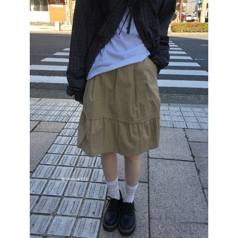 Japanese Style Pleated Loose Casual Knee Length Skirt Women 2026 Summer High Waist Solid Color All-match A-line Skirt
Japanese Style Pleated Loose Casual Knee Length Skirt Women 2026 Summer High Waist Solid Color All-match A-line Skirt