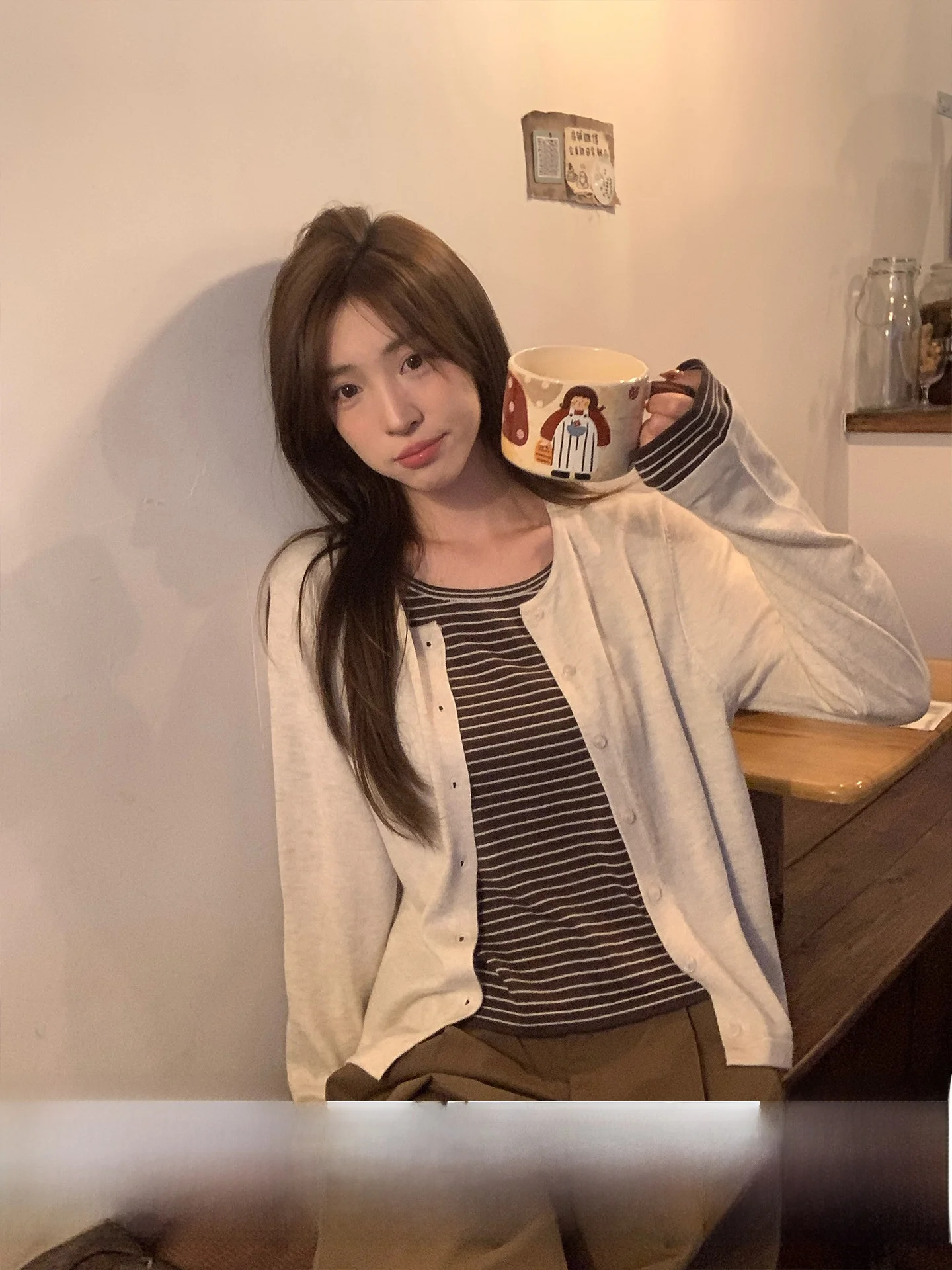 Вязаный кардиган Morning Bloom в полоску, женский корейский свитер-жакет, мягкий, с длинными рукавами, круглым вырезом, теплая верхняя одежда
Вязаный кардиган Morning Bloom в полоску, женский корейский свитер-жакет, мягкий, с длинными рукавами, круглым вырезом, теплая верхняя одежда