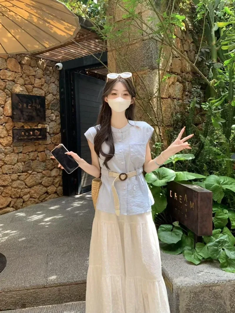 New Korean Fashion Gilrs Summer Two Piece Set Fashion Design Sense O-neck Short Sleeve Shirt + A-line High Waist Skirt Outfits
New Korean Fashion Gilrs Summer Two Piece Set Fashion Design Sense O-neck Short Sleeve Shirt + A-line High Waist Skirt Outfits