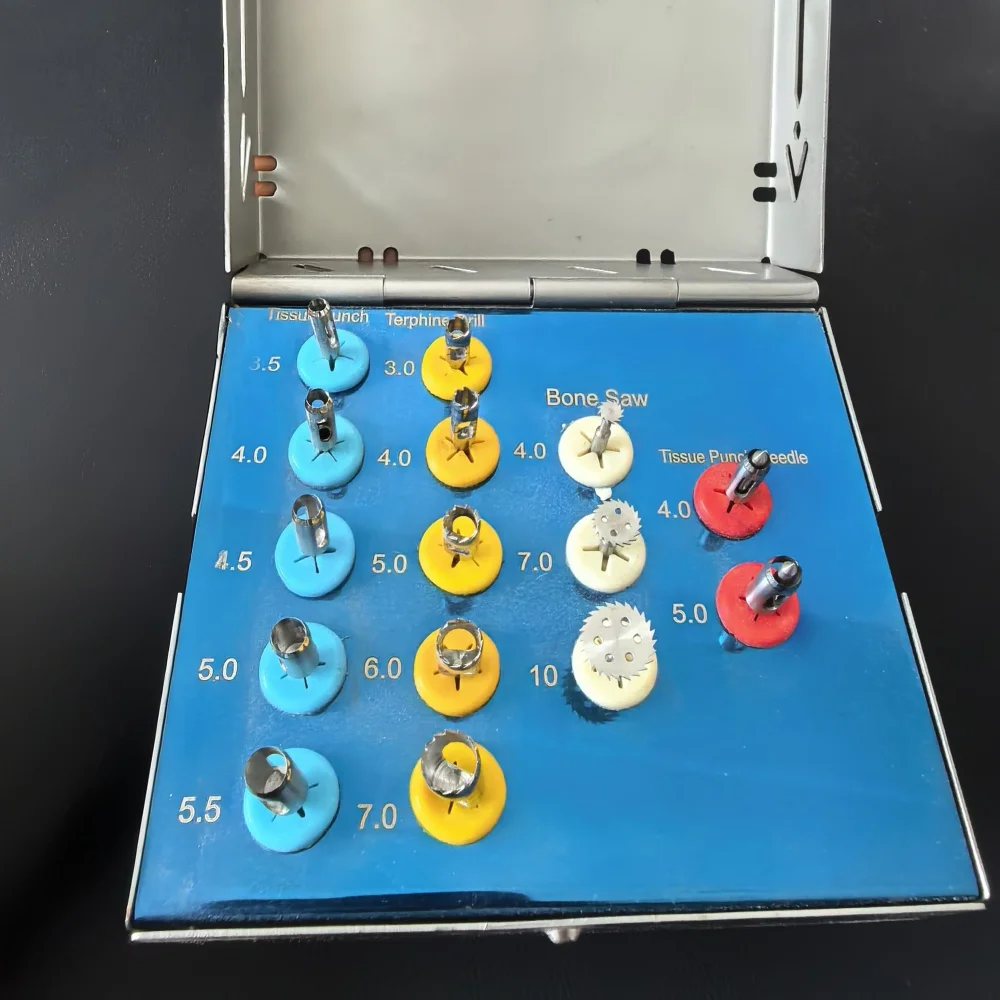 1Set Trephine Drills , Tissue Punch & Drills Dental Implant Sinus Lift Surgical Dental Trimmer Kit Bone Implant Grafting
1Set Trephine Drills , Tissue Punch & Drills Dental Implant Sinus Lift Surgical Dental Trimmer Kit Bone Implant Grafting