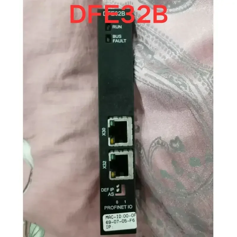 Second-hand test OK DFE32B communication card for frequency converter
Second-hand test OK DFE32B communication card for frequency converter