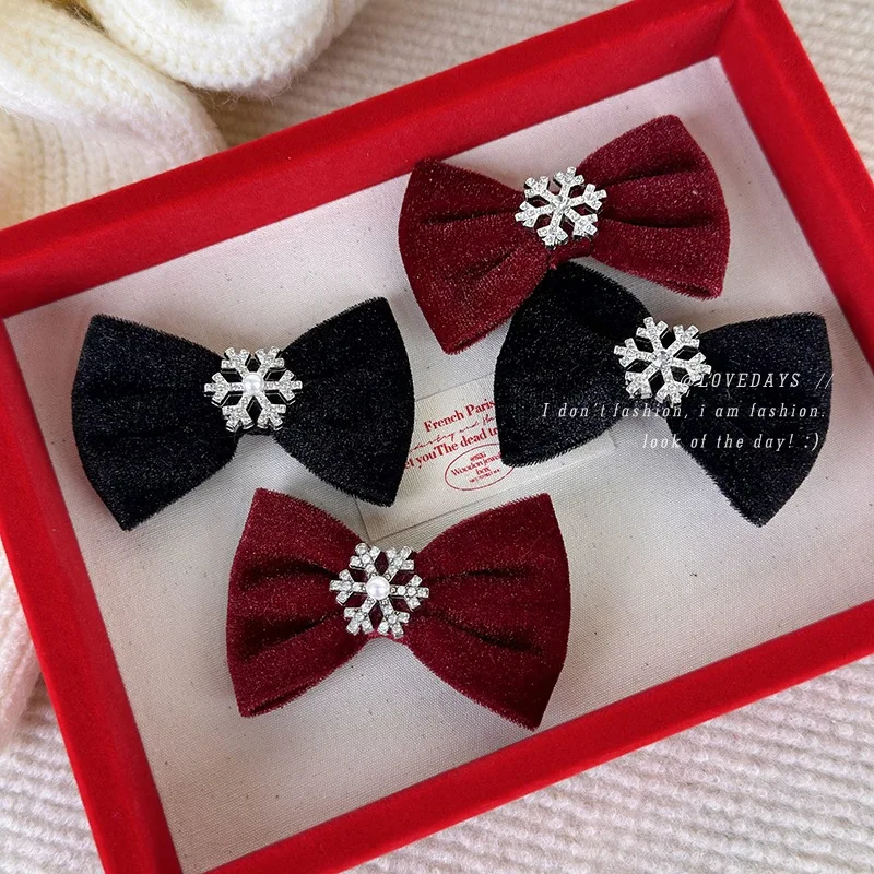 Red Velvet Bow Rhinestone Snowflake Duck Bill Hair Clip Elegant Fashion Winter Accessory for Women Premium Lightweight Daily
Red Velvet Bow Rhinestone Snowflake Duck Bill Hair Clip Elegant Fashion Winter Accessory for Women Premium Lightweight Daily