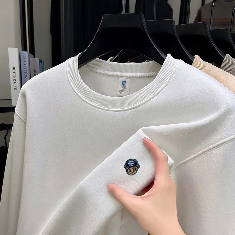 Новое зимнее поступление, мужские пуловеры с круглым вырезом, толстовки с капюшоном, оригинальный дизайн, бархатная утолщенная теплая универсальная модная мужская одежда с принтом медведя
Новое зимнее поступление, мужские пуловеры с круглым вырезом, толстовки с капюшоном, оригинальный дизайн, бархатная утолщенная теплая универсальная модная мужская одежда с принтом медведя