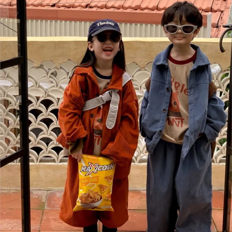 RAISE YOUNG, весенние детские куртки с отложным воротником из 2 предметов, хлопковые однотонные вельветовые свободные брюки с открытым вырезом и отложным воротником, детская одежда
RAISE YOUNG, весенние детские куртки с отложным воротником из 2 предметов, хлопковые однотонные вельветовые свободные брюки с открытым вырезом и отложным воротником, детская одежда