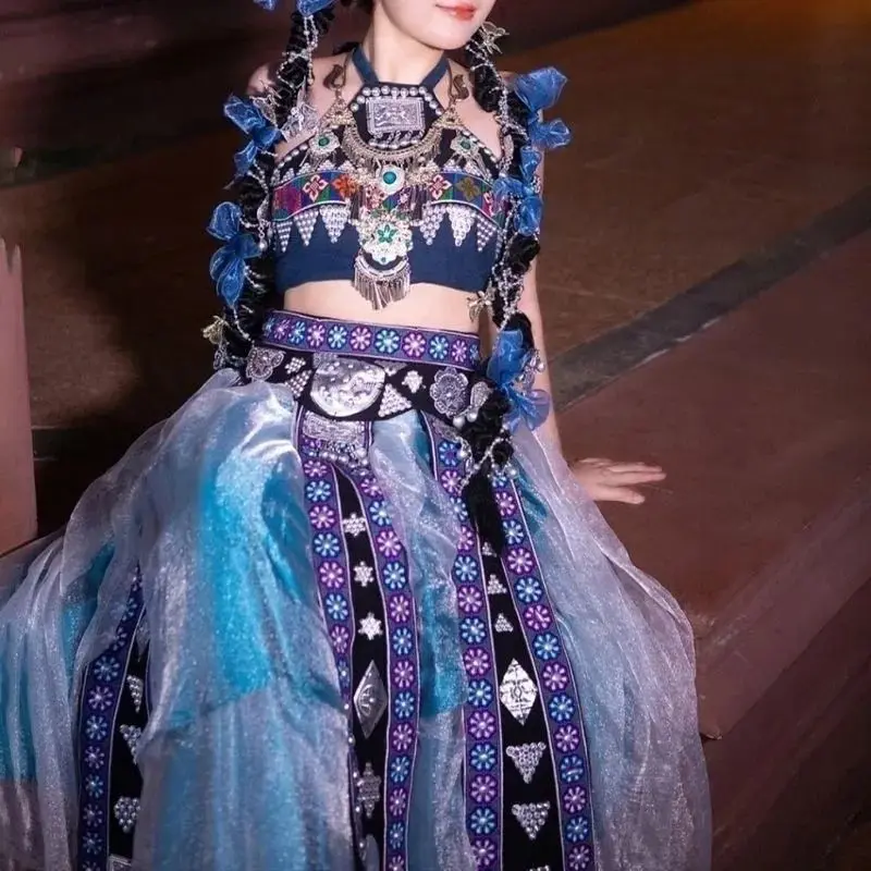 New Year Ethnic Minori Women's Full Set Costume Dao Minori National Characteristics Travel Photoaphy Traditional Clothing
New Year Ethnic Minori Women's Full Set Costume Dao Minori National Characteristics Travel Photoaphy Traditional Clothing