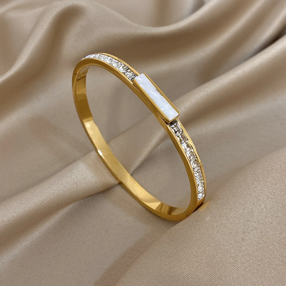 Minimalist Shiny Zircon Stainless Steel Bracelet for Women Elegant Waterproof Gold Color Round Thin Bangle Bracelet 2026
Minimalist Shiny Zircon Stainless Steel Bracelet for Women Elegant Waterproof Gold Color Round Thin Bangle Bracelet 2026
