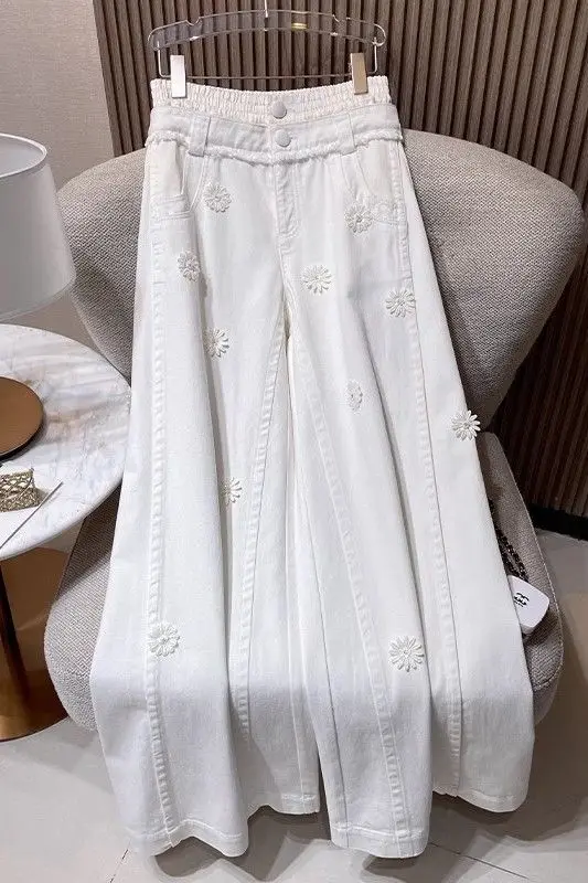 2025 Daisy Embroidery Wide-leg Pants Spring and Summer Hot Niche Design Sense Loose Covering Commuter Jeans Pants Ins Style
2025 Daisy Embroidery Wide-leg Pants Spring and Summer Hot Niche Design Sense Loose Covering Commuter Jeans Pants Ins Style