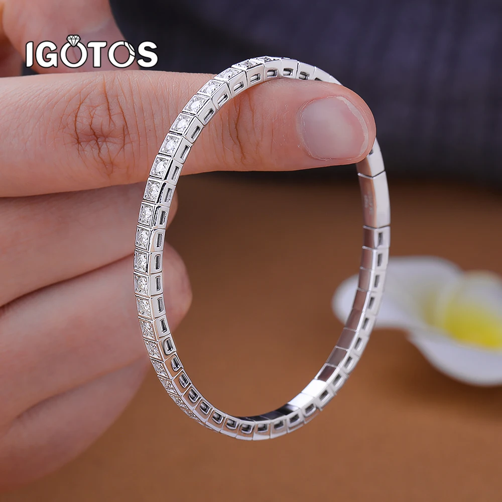 2.5mm Bezel Set Moissanite Tennis Bangle for Women Lab Grown Diamond 925 Sterling Silver Bracelet Fine Jewelry for Daily Wear
2.5mm Bezel Set Moissanite Tennis Bangle for Women Lab Grown Diamond 925 Sterling Silver Bracelet Fine Jewelry for Daily Wear