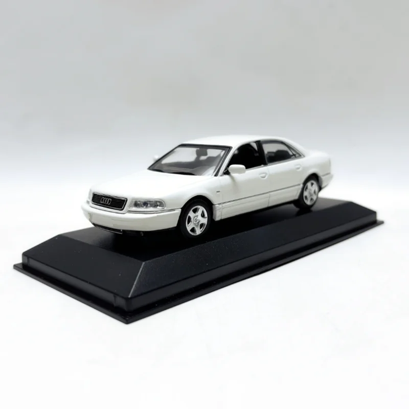 Minichamps Diecast 1:43 Scale A8 1999 Alloy Simulation Car Model Adult Collection Decoration Gift Static Display
Minichamps Diecast 1:43 Scale A8 1999 Alloy Simulation Car Model Adult Collection Decoration Gift Static Display