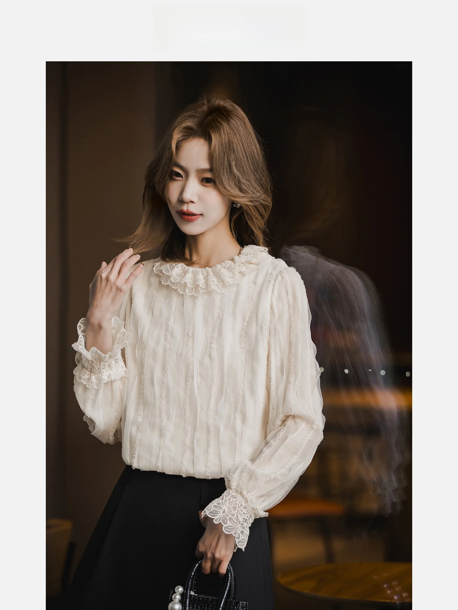 Весна 2026: Новая женская блузка-топ с рюшами и цветочным принтом из полиэстера, универсальная, для повседневной носки
Весна 2026: Новая женская блузка-топ с рюшами и цветочным принтом из полиэстера, универсальная, для повседневной носки