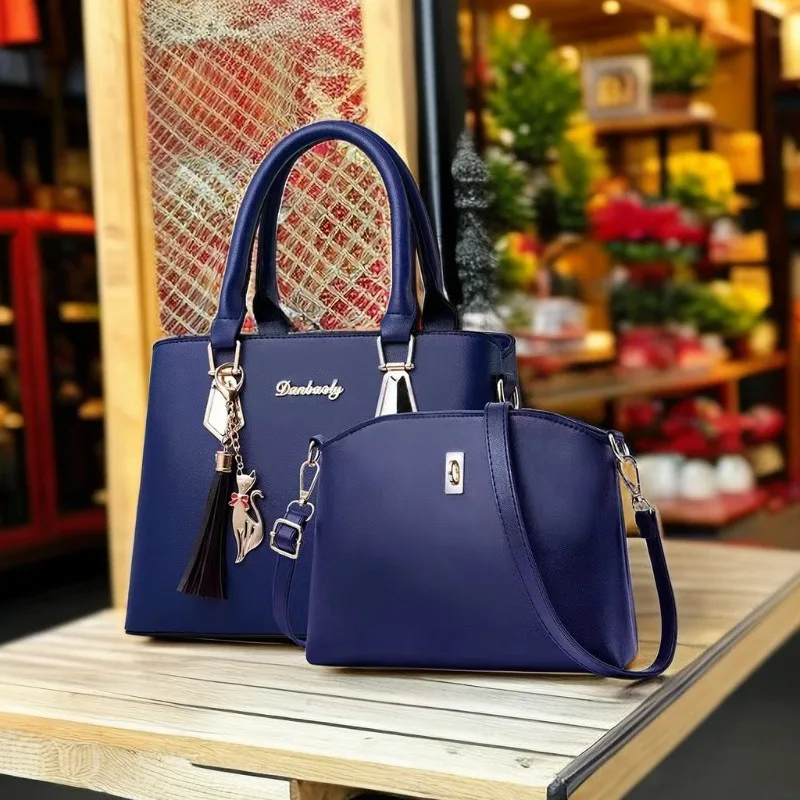 Женская сумка, гонконгский стиль, элегантная текстура, сумка для матери и дочки, большая вместимость, сумка, сумка через плечо, сумка через плечо
Женская сумка, гонконгский стиль, элегантная текстура, сумка для матери и дочки, большая вместимость, сумка, сумка через плечо, сумка через плечо