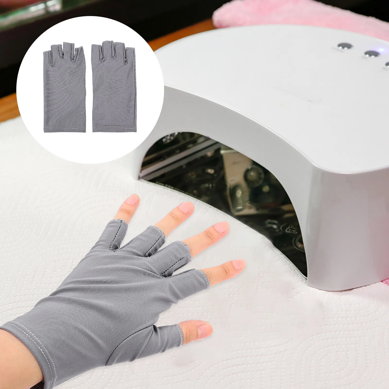 1 Pair Uv Shield Nail Gel Manicure Fingerless Gloves Protect Hands from Uv Rays for Nail Gel Drying and Outdoor Use
1 Pair Uv Shield Nail Gel Manicure Fingerless Gloves Protect Hands from Uv Rays for Nail Gel Drying and Outdoor Use
