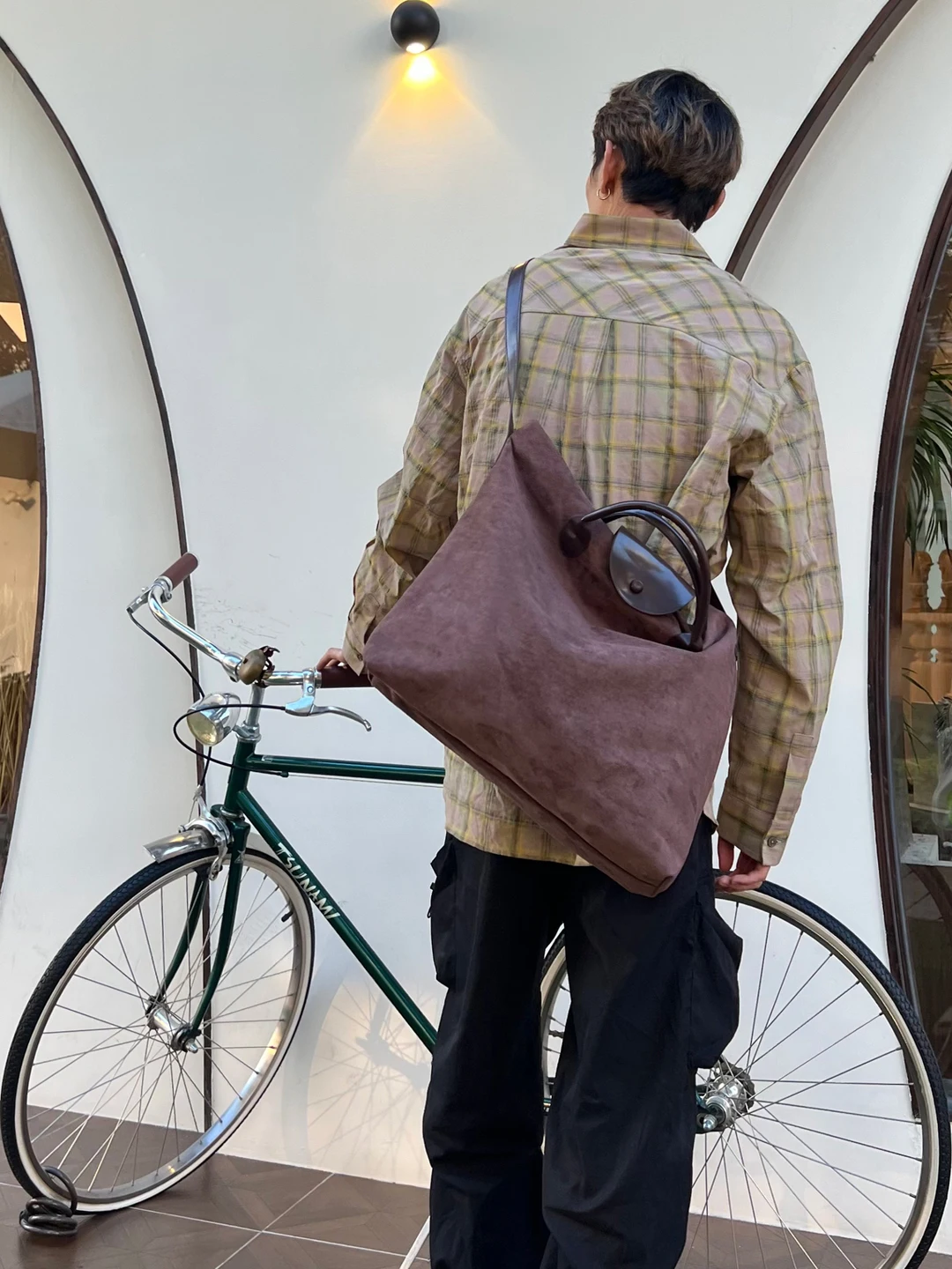 YUEN Design Ретро Замшевая кожаная сумка-тоут ex oulder Сумка Sli Повседневная сумка через плечо для мужчин и женщин
YUEN Design Ретро Замшевая кожаная сумка-тоут ex oulder Сумка Sli Повседневная сумка через плечо для мужчин и женщин