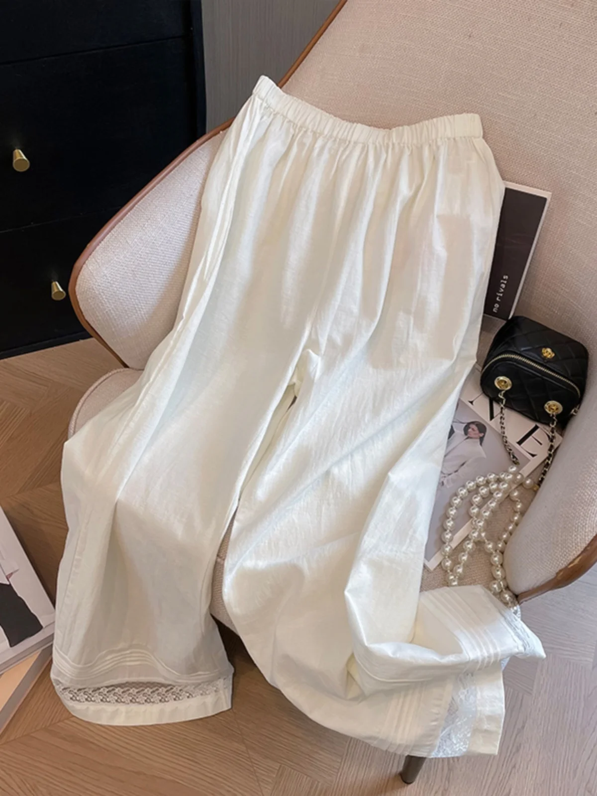 New lace patchwork wide leg casual pants with loose drape straight leg pants for women
New lace patchwork wide leg casual pants with loose drape straight leg pants for women