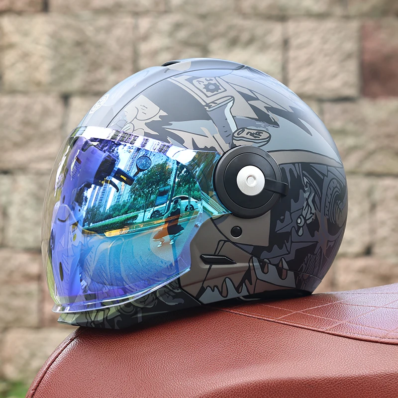 Street Fighter Combination Helmet Motorcycle Helmet Four Seasons Men's and Women's Full Helmet Dual Mirror Bluetooth Slot
Street Fighter Combination Helmet Motorcycle Helmet Four Seasons Men's and Women's Full Helmet Dual Mirror Bluetooth Slot
