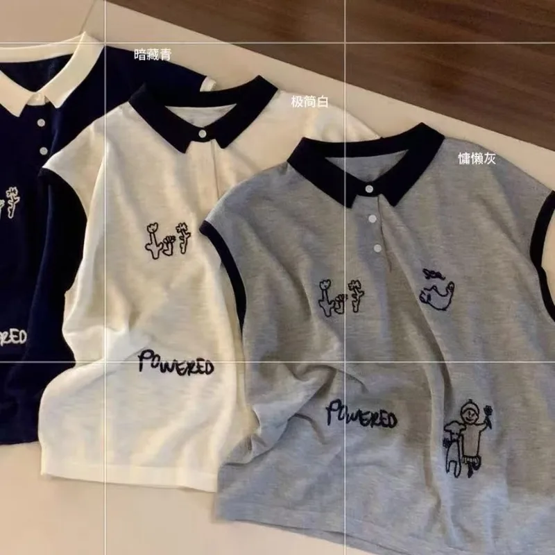 Korean Style Contrast Turn-down Collar Embroidery Knitted Tops Summer Women Clothing Fashion Loose Comfortable Breathable T-shir 
Korean Style Contrast Turn-down Collar Embroidery Knitted Tops Summer Women Clothing Fashion Loose Comfortable Breathable T-shir