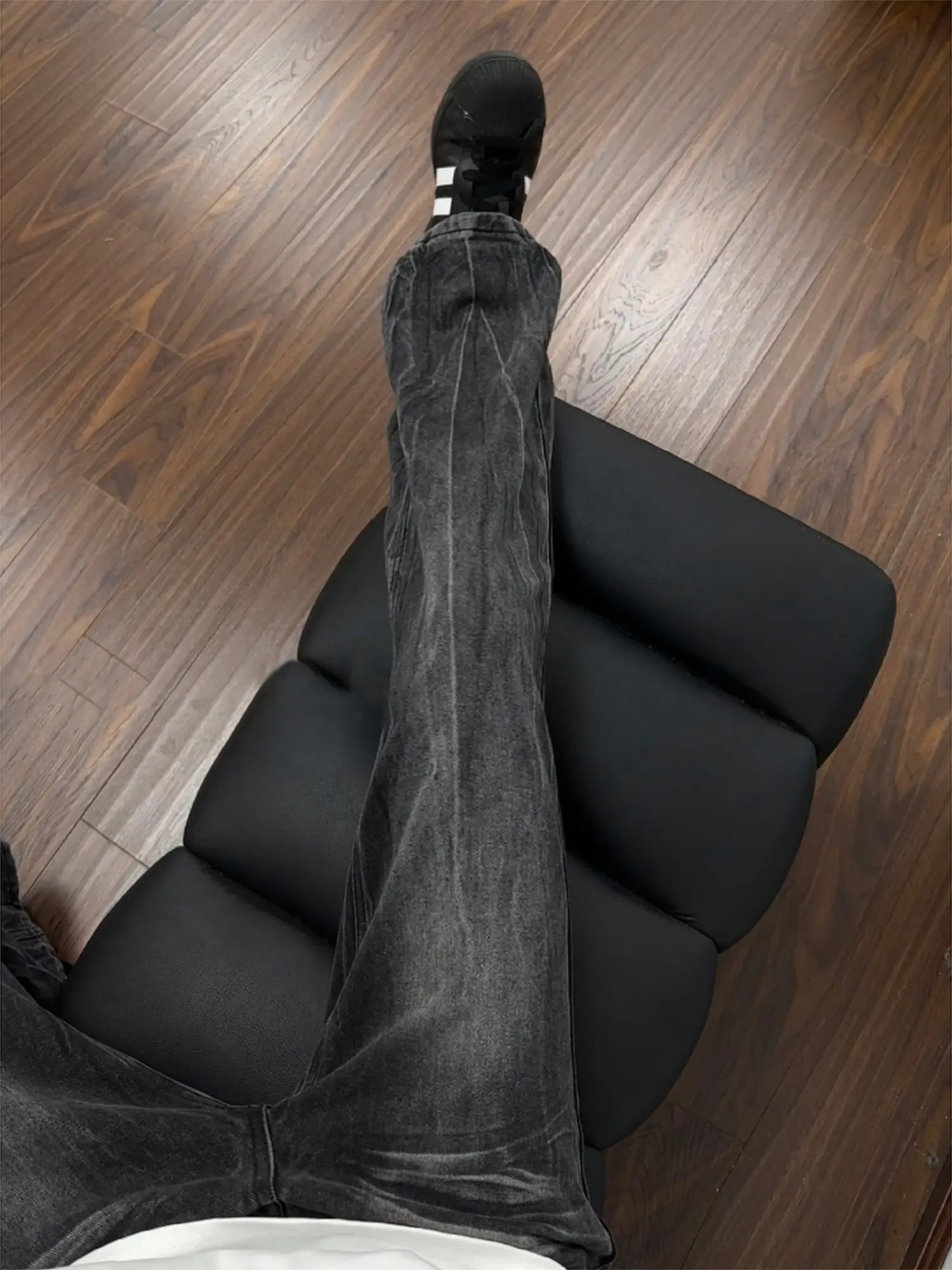 American Style Vintage Washed Black Grey Denim Jeans Men's Cleanfit Flared Pants Casual Straight Leg Winter Fashion
American Style Vintage Washed Black Grey Denim Jeans Men's Cleanfit Flared Pants Casual Straight Leg Winter Fashion