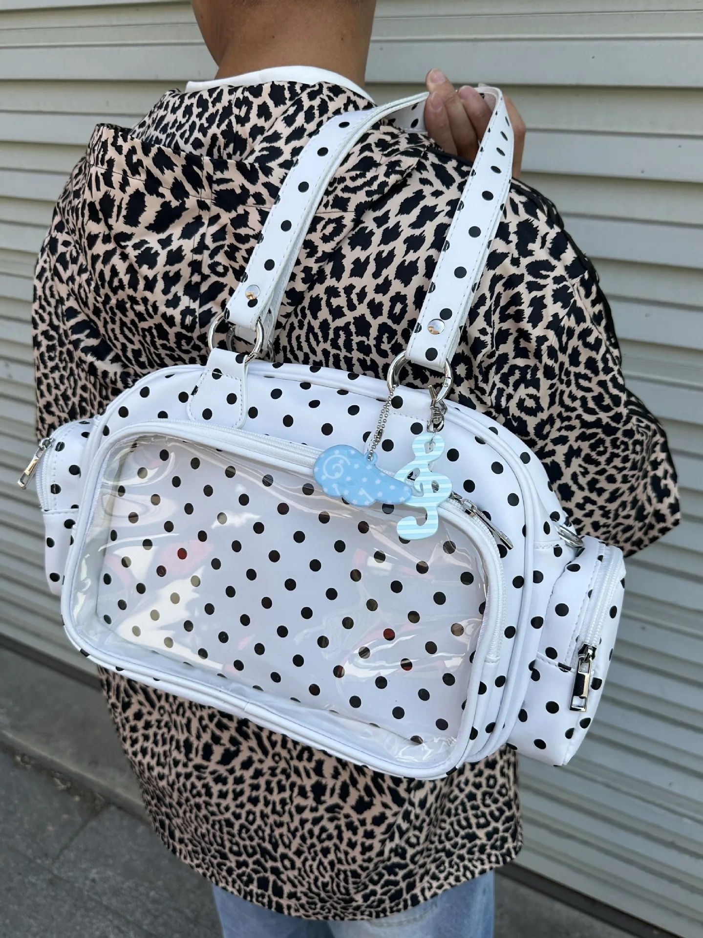Crossbody bag, sweet and cool cute baby bag, polka dot Boston bag, Korean-style fashion handbag, underarm bag
Crossbody bag, sweet and cool cute baby bag, polka dot Boston bag, Korean-style fashion handbag, underarm bag