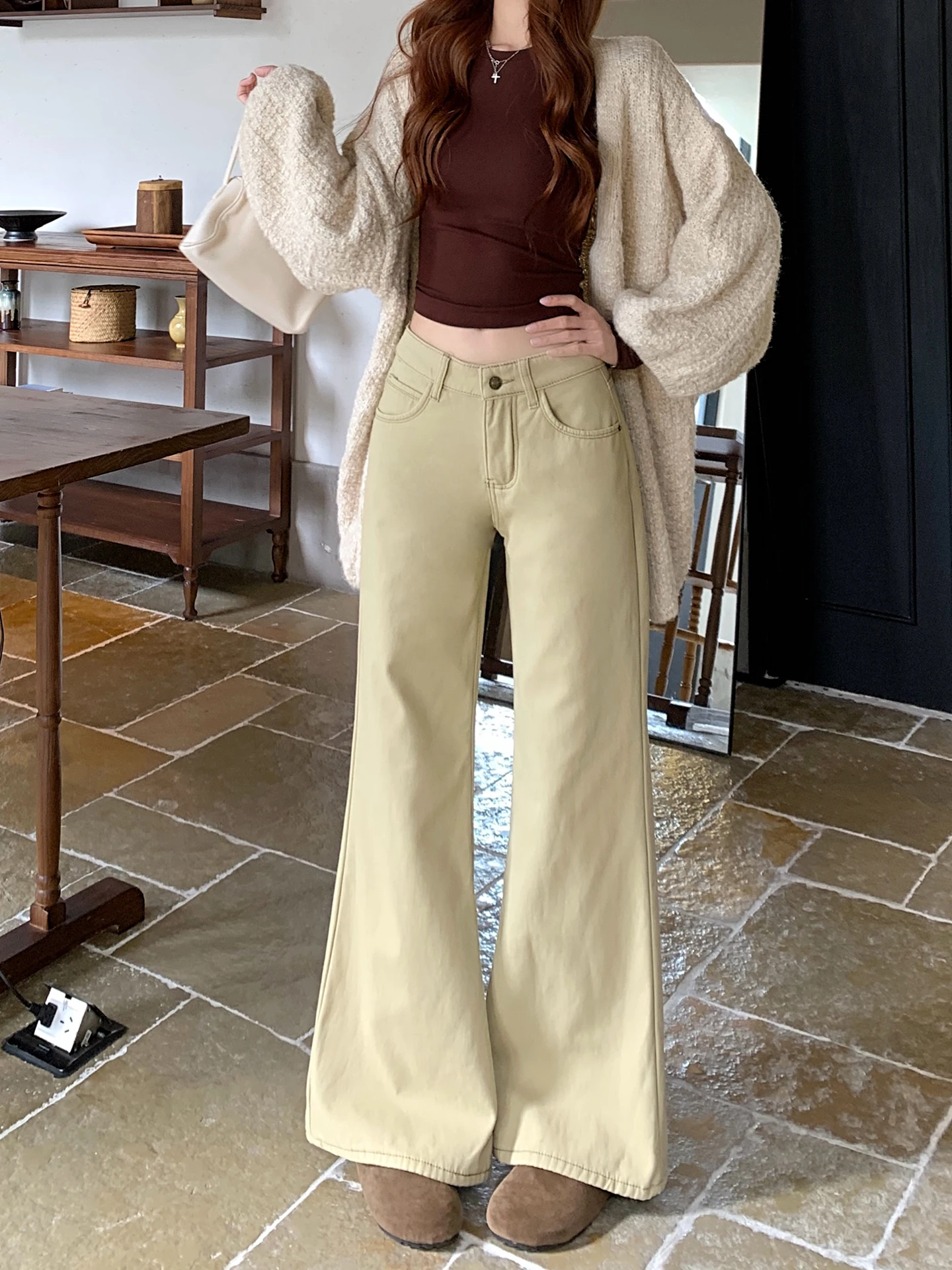 Retro Khaki Loose Women's Jeans Spring Small Size Sexy Folded Slimming Floor-Length Micro Flare Denim Pants Low Waist
Retro Khaki Loose Women's Jeans Spring Small Size Sexy Folded Slimming Floor-Length Micro Flare Denim Pants Low Waist