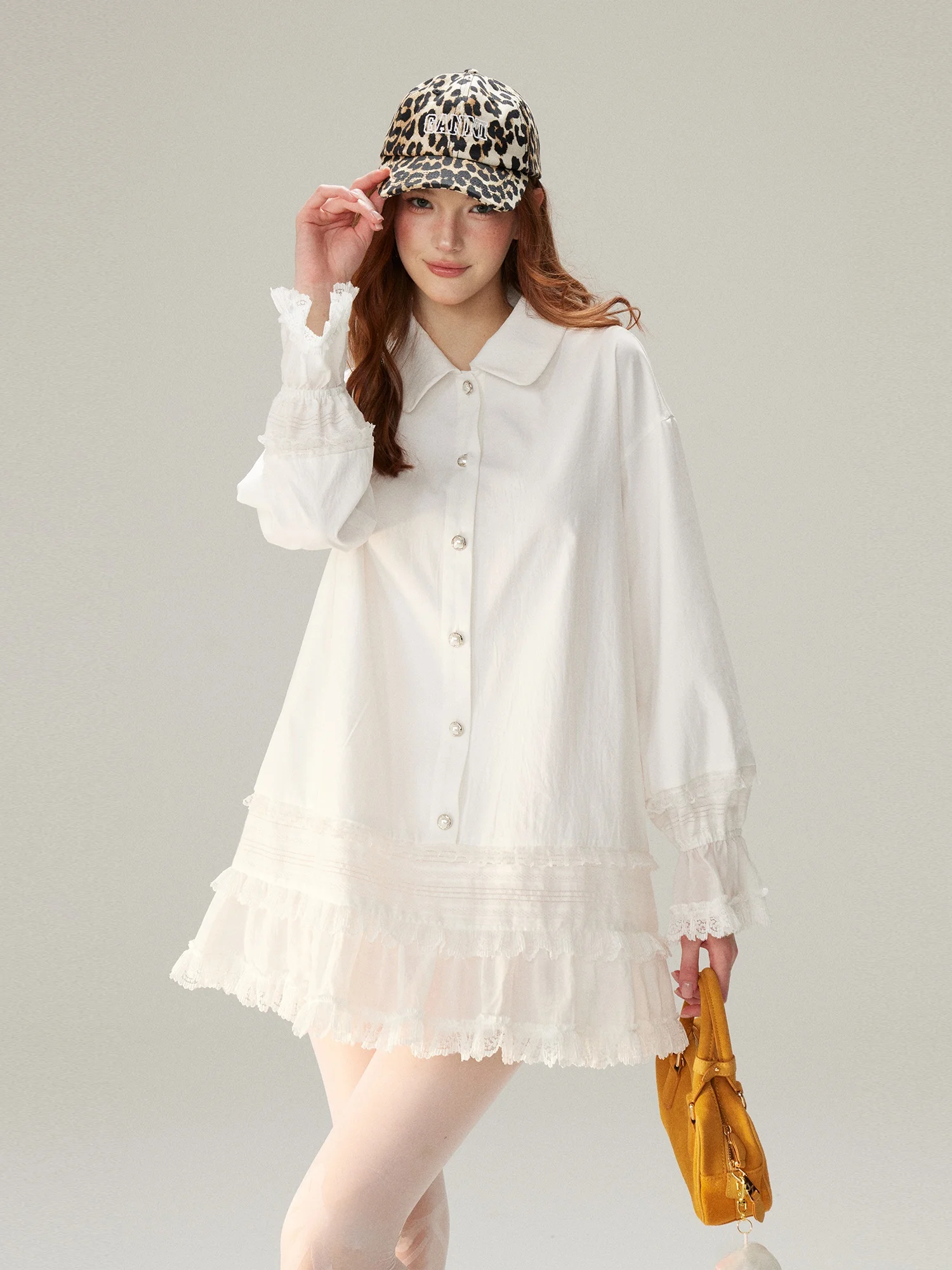 Sweet White Moonlight Fairy Dress Women's Loose Straight Lace Trim Shirt Dress Early Spring New Style Street Noise 2026
Sweet White Moonlight Fairy Dress Women's Loose Straight Lace Trim Shirt Dress Early Spring New Style Street Noise 2026