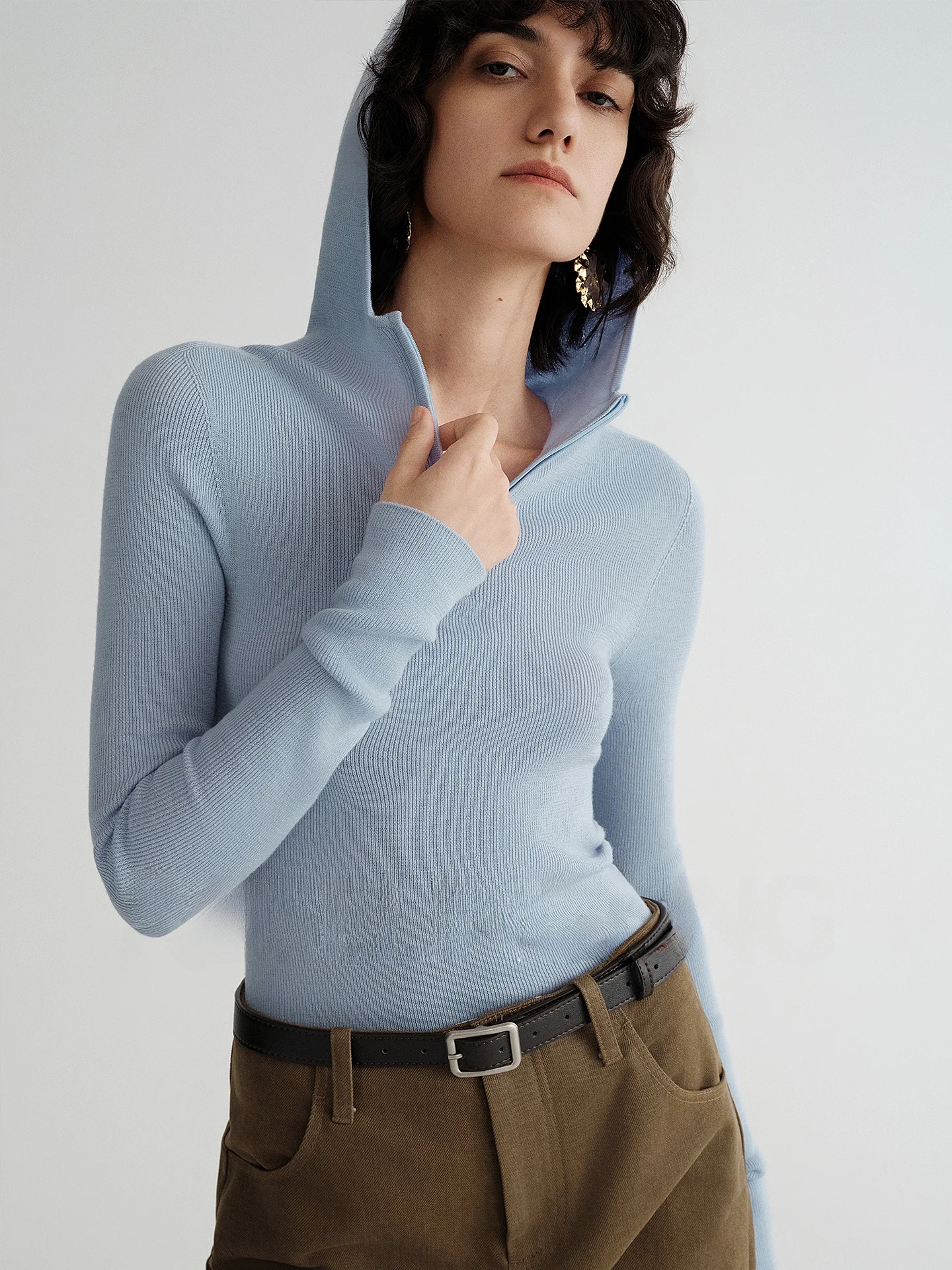 Sl OTW Technology Шерстяная трикотажная основа irt со шляпой 20S (3) Bloggers Choice Casual Slim Fit Long Sve V-Ne
Sl OTW Technology Шерстяная трикотажная основа irt со шляпой 20S (3) Bloggers Choice Casual Slim Fit Long Sve V-Ne