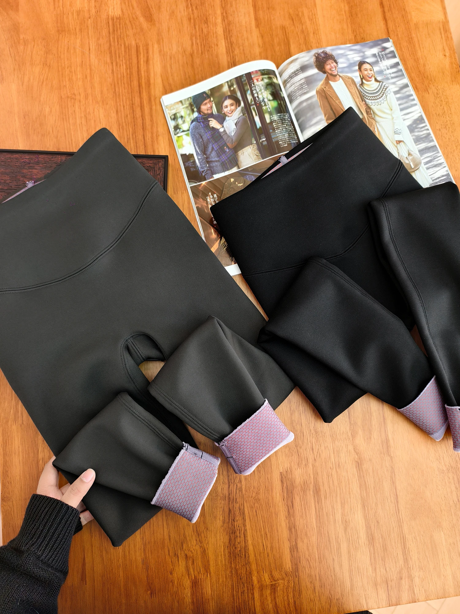 High Waist Yoga Pants Fce Lined Super Stretchy Slimming Leggings Comfortable Long Trousers for Casual Wear Nylon Spandex
High Waist Yoga Pants Fce Lined Super Stretchy Slimming Leggings Comfortable Long Trousers for Casual Wear Nylon Spandex