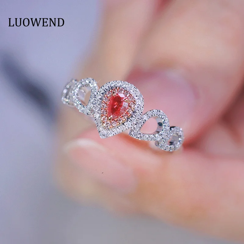 LUOWEND 18K White Gold Rings Shiny Water Drop Design Real Natural Pink Diamond Engagement Ring for Women High Wedding Jewelry
LUOWEND 18K White Gold Rings Shiny Water Drop Design Real Natural Pink Diamond Engagement Ring for Women High Wedding Jewelry